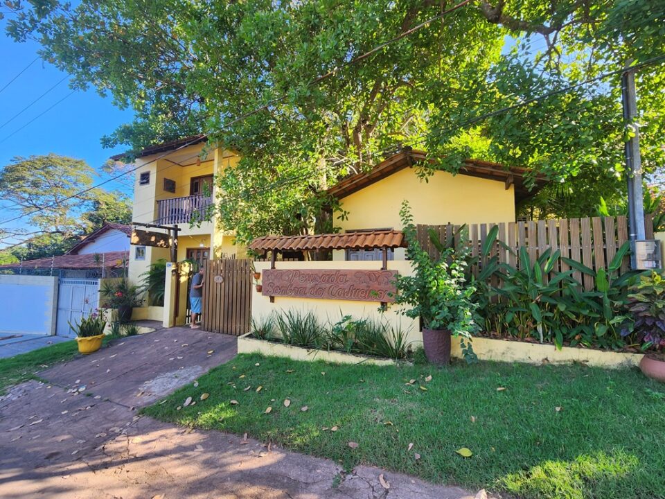 Fachada da Pousada Sombra do Cajueiro - Alter do Chão - PA - Vamos Trilhar