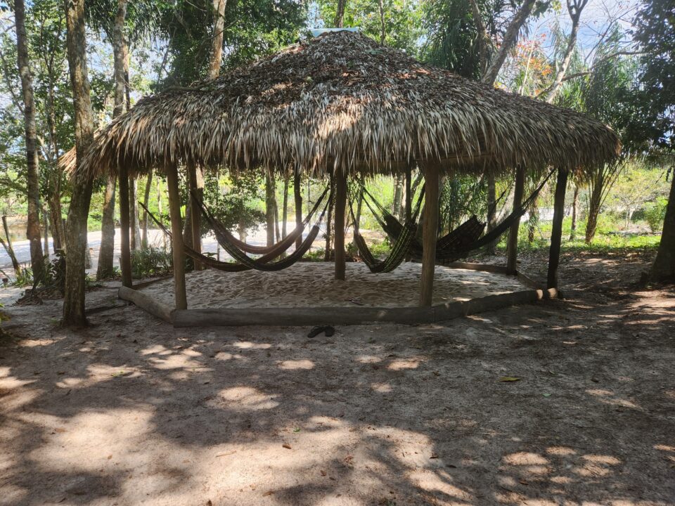 Redário da Comunidade Arimum - Turismo de Cura - Rio Arapiuns - Alter do Chão - PA - Vamos Trilhar