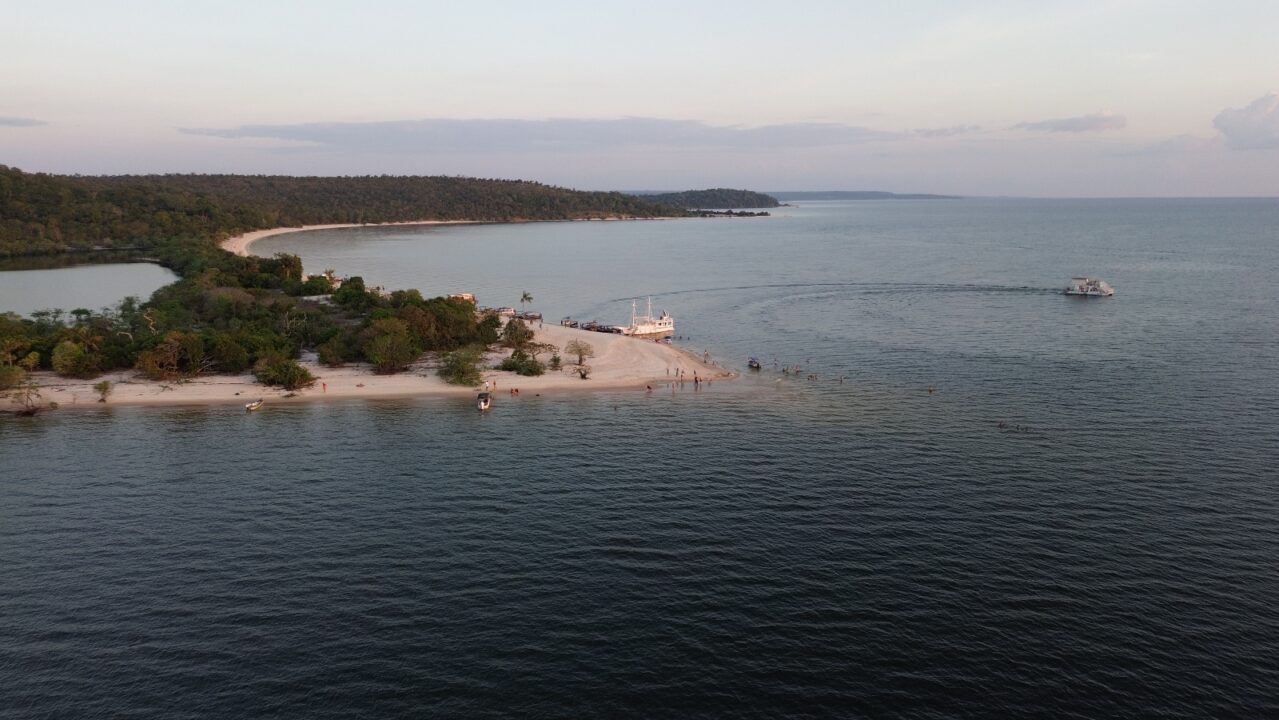 Vista aérea do Ponta do Muretá - FLONA Jamaraquá - Tapajós - Alter do Chão - PA - Vamos Trilhar