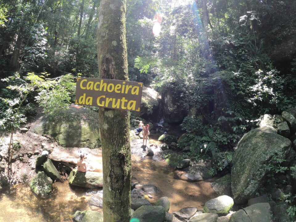 Quais são as perguntas frequentes sobre a Cachoeira da Gruta - Horto - Floresta da Tijuca - RJ - Vamos Trilhar