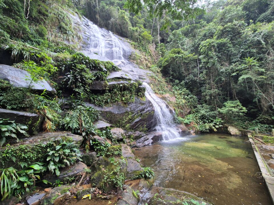 A Cascatinha Taunay - Mirante da Cascatinha - Floresta da Tijuca - RJ - Vamos Trilhar