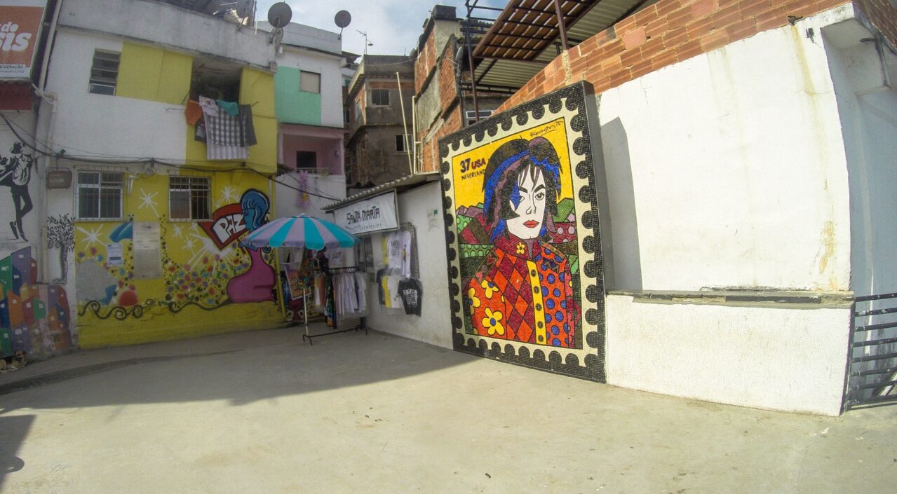 Laje do Michael Jackson - O que fazer no Mirante Dona Marta além de apreciar a vista - Vamos Trilhar