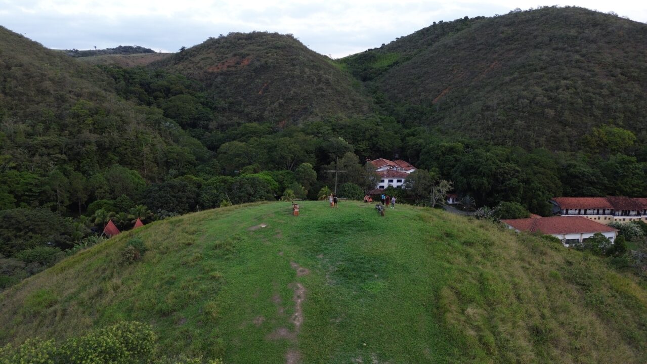 Mirante do Cruzeiro - Hotel Fazenda Cascatinha - Piraí - RJ - Vamos Trilhar