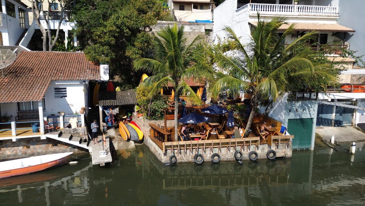O que é a Casa do Remo - SUP em Guaratiba - RJ - Vamos Trilhar