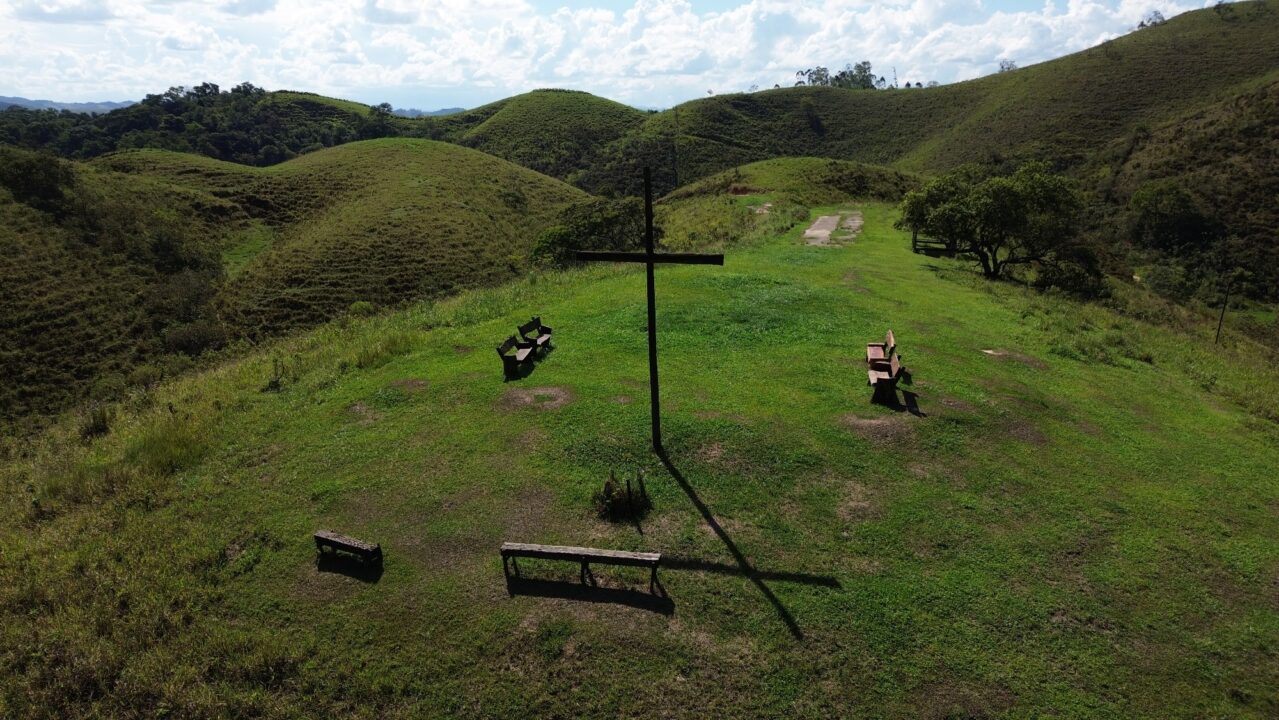 Qual a melho época para visitar o Hotel Fazenda Cascatinha - Piraí - RJ - Vamos Trilhar