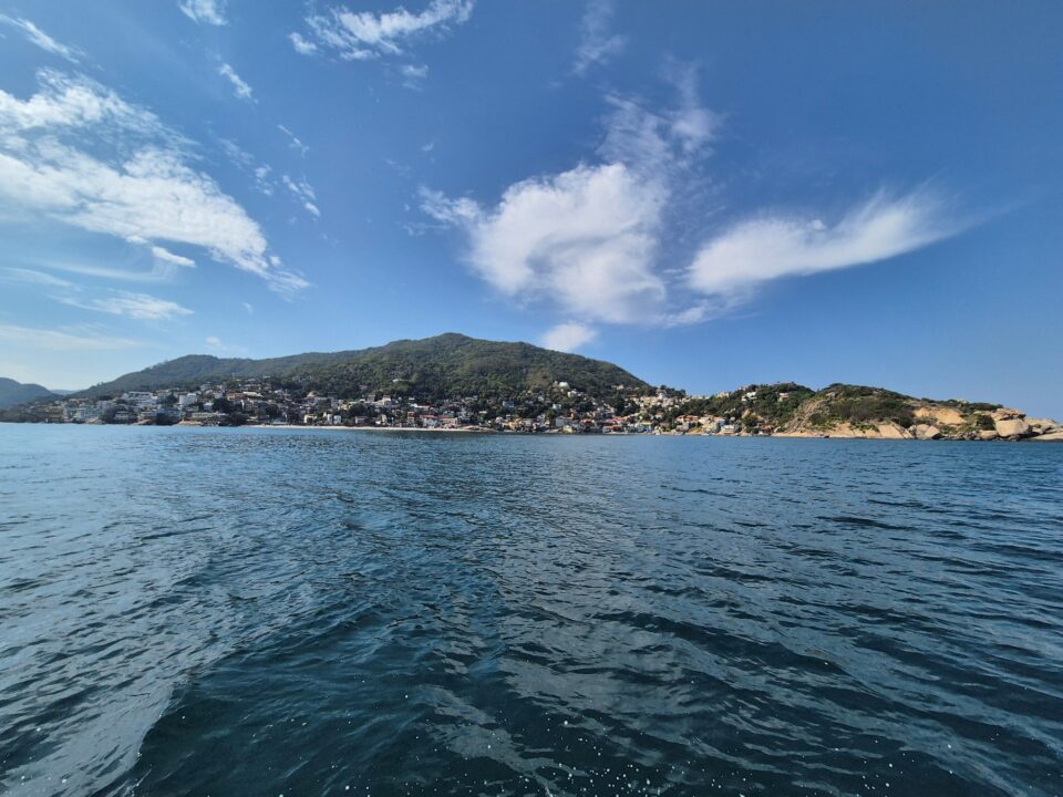 Qual é a melhor época para visitar Barra de Guaratiba - Vamos Trilhar