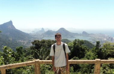 Novo ponto de vans do Cristo Redentor no Centro do Rio: como funciona